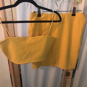 Mustard 2 Piece Set Size 10 *NEW WITH TAGS*